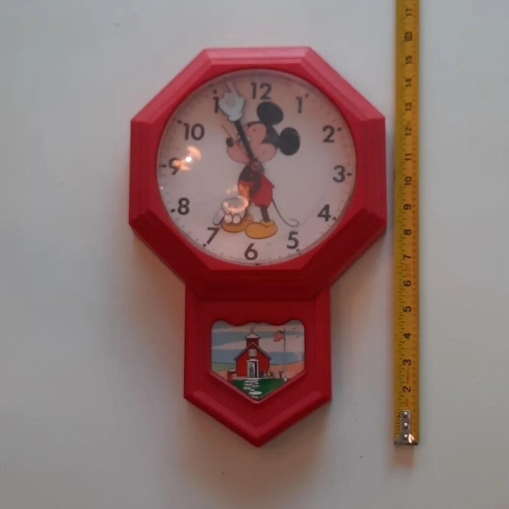 Disney Welby Mickey Mouse school wall clock
